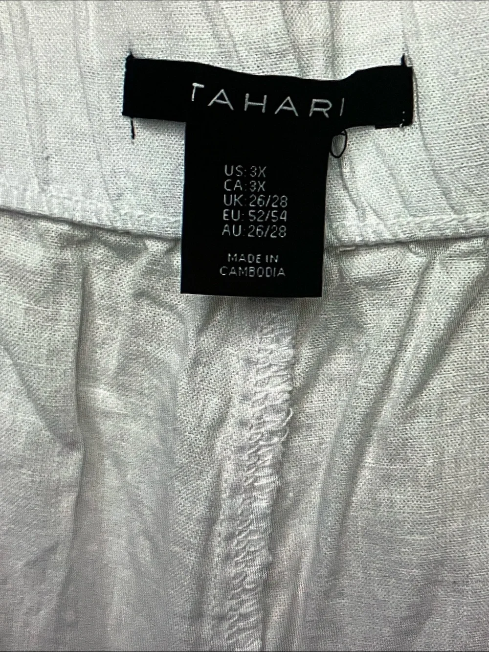 Tahari Light Gray Elastic-Waist Pull-On Bermuda Shorts